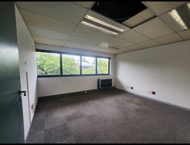 279M² OFFICE TO LET IN RANDJESPARK